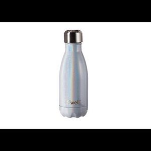 Swell 9 oz. water bottle